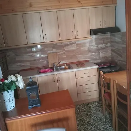 Sounds Of The Waves Πευκοχώρι